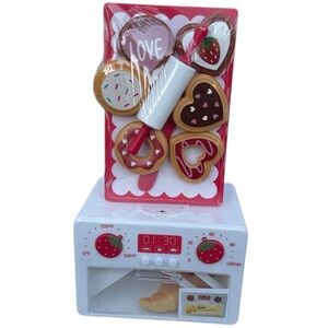 Target Strawberry Toy Oven and Tray of Cookies Set